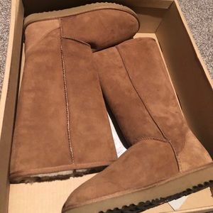 COPY - Women’s size 11 UGG Classic Tall Boots